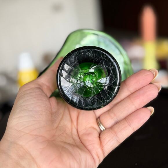 Vintage Crackle Glass Hat Vase – Emerald Green - Picture 4 of 7